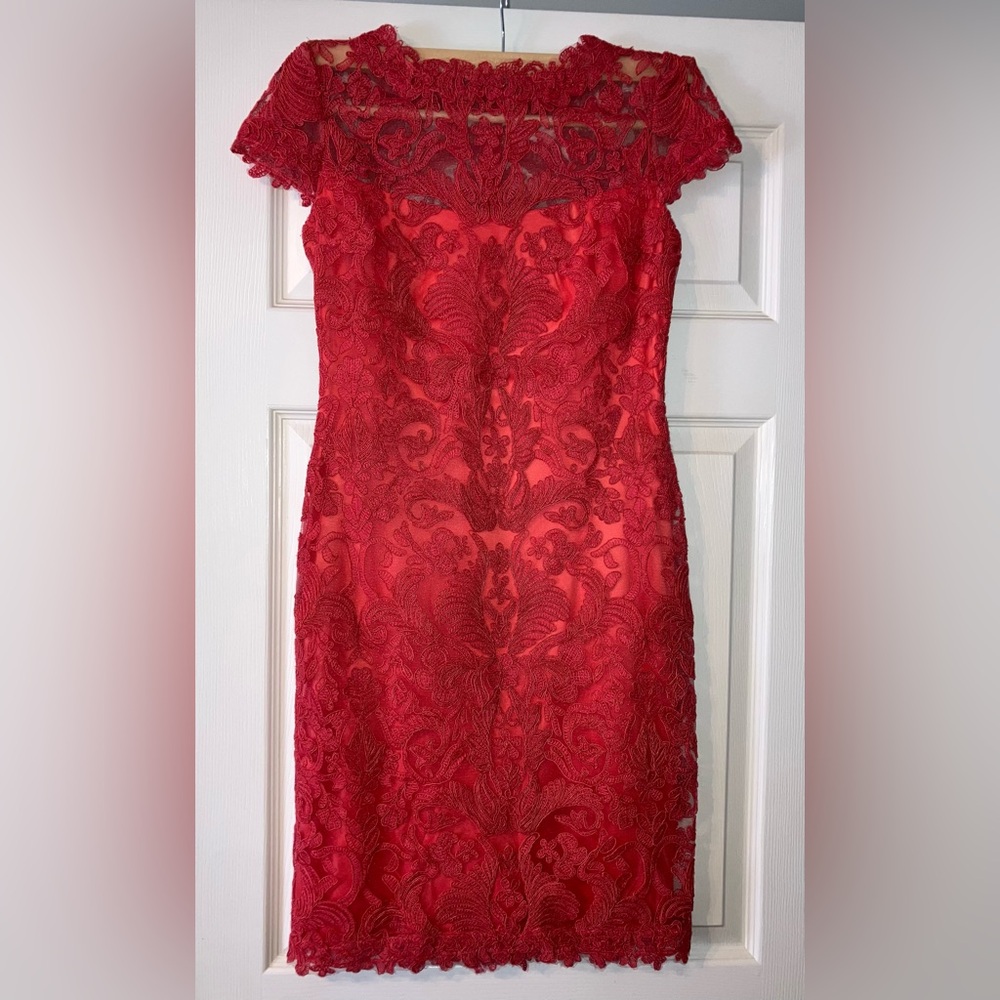 TADASHI SHOJI  CORDED EMBROIDERY ON TULLE CAP SLEEVE DRESS - Picture 3 of 14